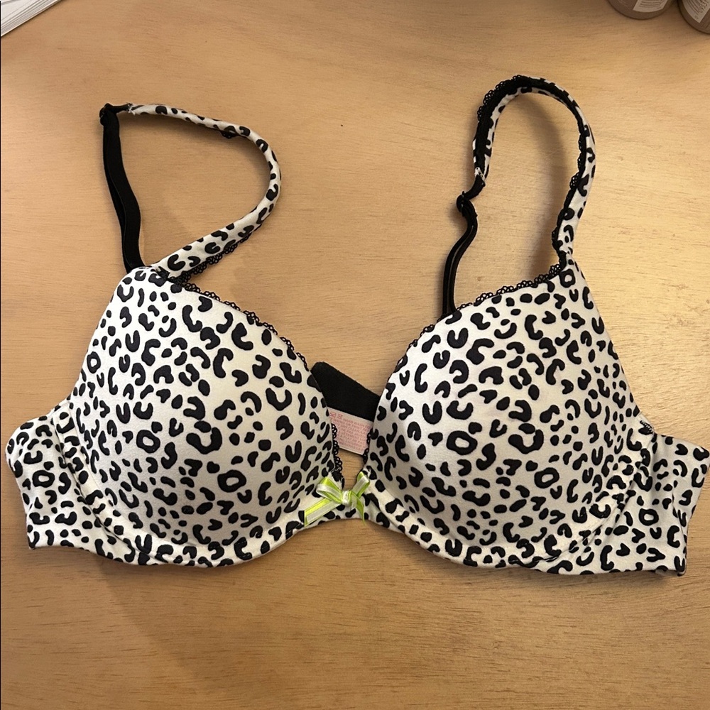New Victoria's Secret Black White Leopard Print Push-Up Padded Bra size 32B